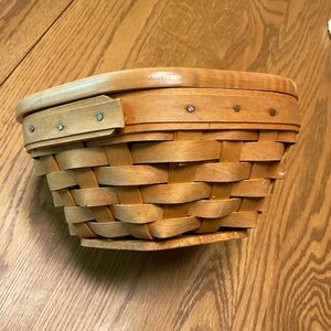 Longaberger Coffee Filter Basket with wooden lid